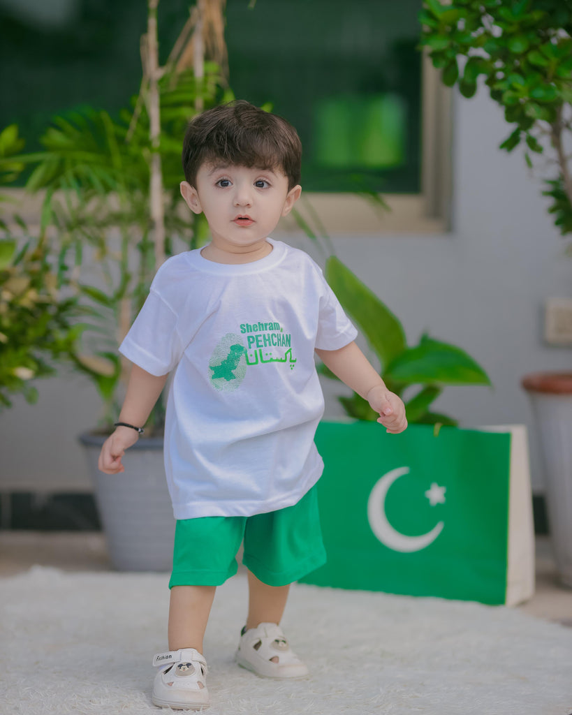 Pehchan Pakistan Tshirt With Name