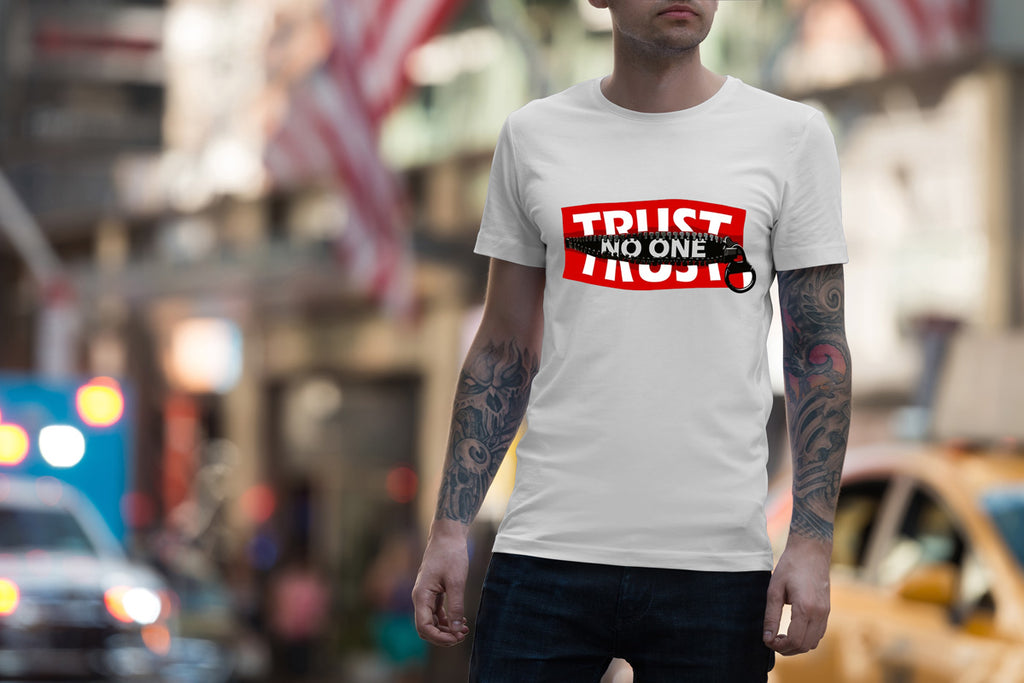 TRUST NO ONE Printed Design T Shirt
